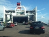 在斯德哥尔摩南部码头Nynashamn准备登船