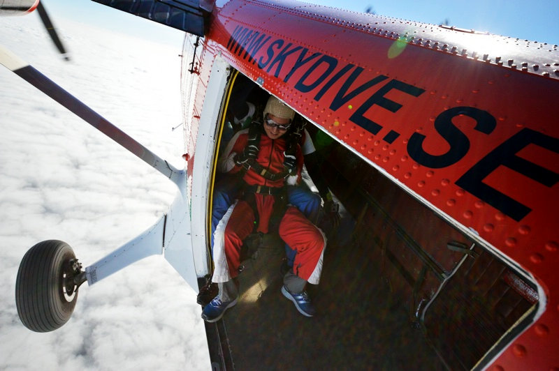 stockholm skydive准备跳了