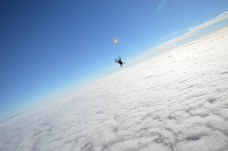stockholm skydive free fall刚出飞机